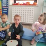 Zajęcia dydaktyczne pt Pan listopad gra na basie