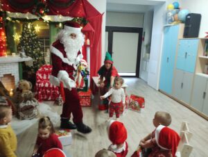 Zajęcia dydaktyczne pt. "W oczekiwaniu na przyjście świętego Mikołaja"