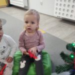 Zajęcia dydaktyczne pt. Przyszła do nas choinka zielona