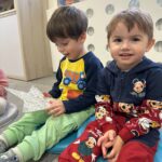 Zajęcia dydaktyczne na temat zabaw na śniegu.