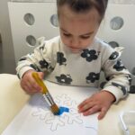 Zajęcia dydaktyczne na temat zabaw na śniegu.