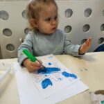 Zajęcia dydaktyczne na temat zabaw na śniegu.