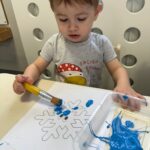 Zajęcia dydaktyczne na temat zabaw na śniegu.