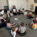 Zajęcia dydaktyczne na temat prac porządkowych.